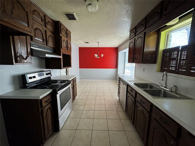 6223 Weststar Lane, Houston, TX 77072