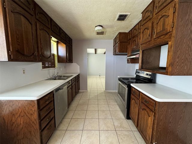 6223 Weststar Lane, Houston, TX 77072