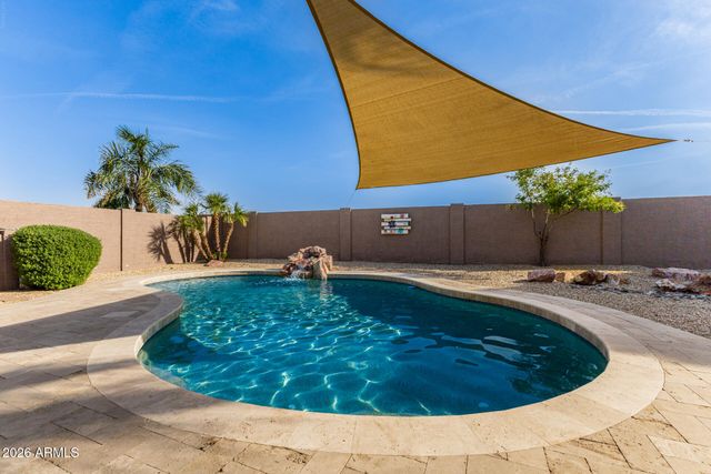 8401 W CHERRY HILLS Drive, Peoria, AZ 85345