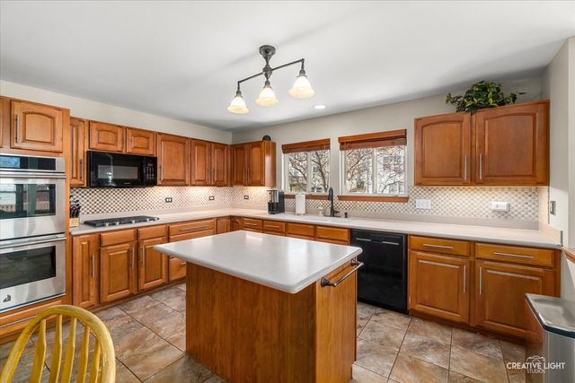 3204 Kennedy Court, Montgomery, IL 60538