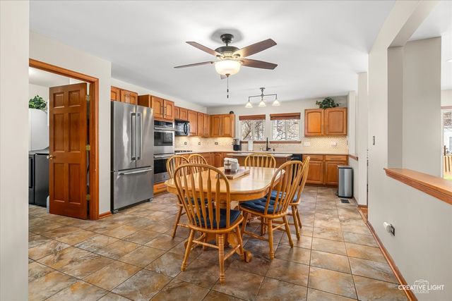 3204 Kennedy Court, Montgomery, IL 60538