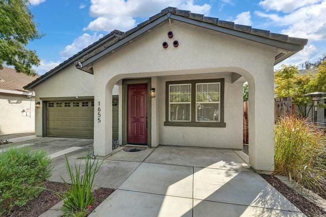 1655 Fathom Pl, West Sacramento, CA 95691