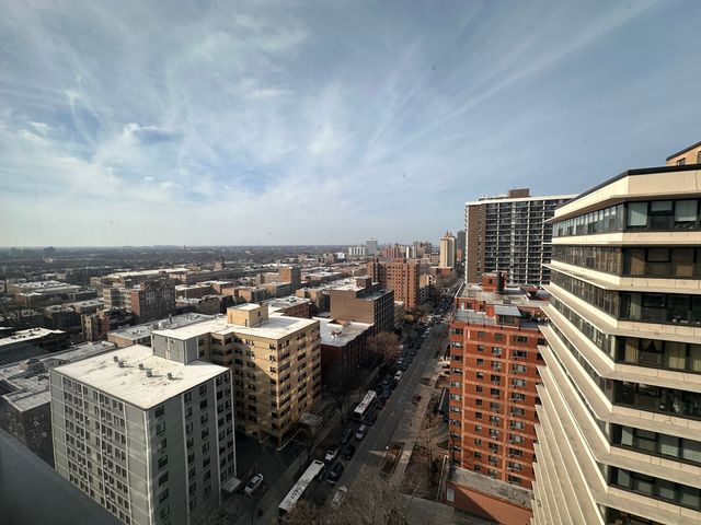 5757 N Sheridan Road 18J, Chicago, IL 60660