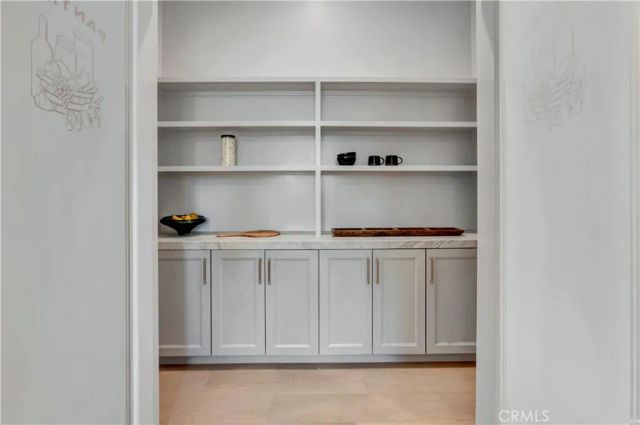 15362 Seine Cir., Irvine, CA 92604