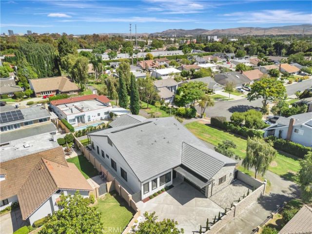 15362 Seine Cir., Irvine, CA 92604