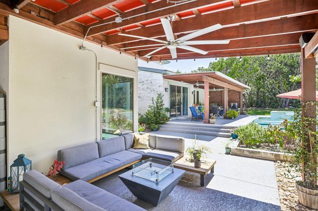 5910 Travis Woods CV, Austin, TX 78734