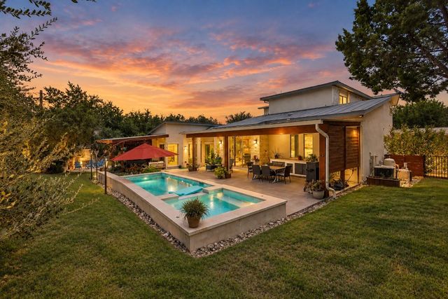 5910 Travis Woods CV, Austin, TX 78734