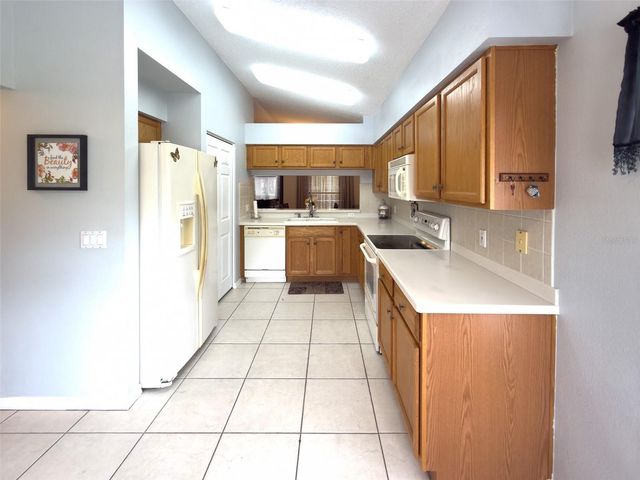 18420 FAIRWAY GREEN DRIVE, Hudson, FL 34667