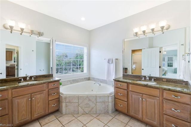 2130 Sunset CIR, Sanibel, FL 33957