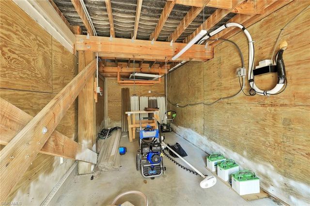 2130 Sunset CIR, Sanibel, FL 33957