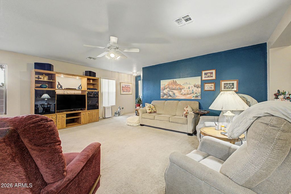 667 W KINGMAN Loop, Casa Grande, AZ 85122 — photo 4