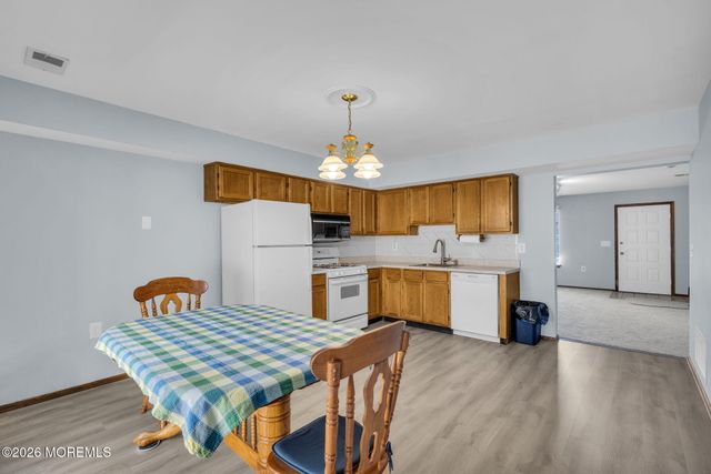 515 Sandra Place, Brick, NJ 08724