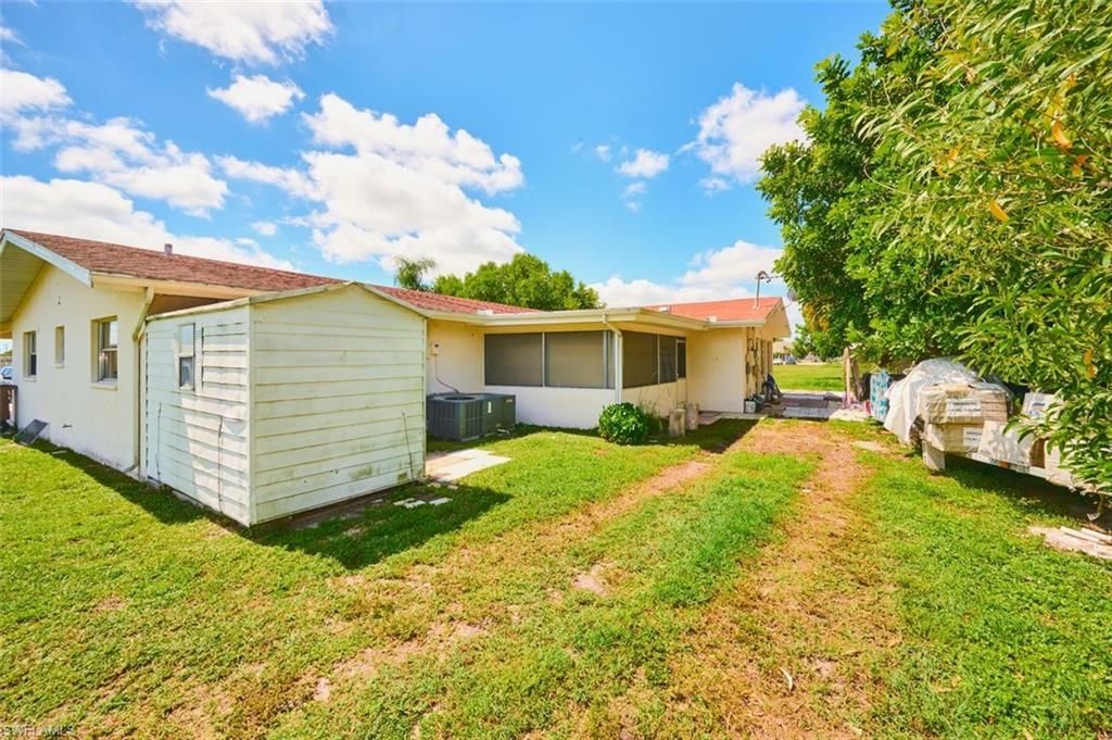 1013 SE 9th ST, CAPE CORAL, FL 33990 — photo 3