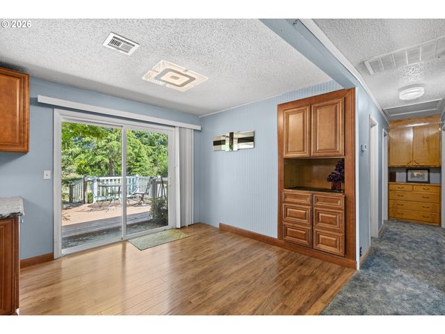 1627 SOUTHGATE Way, Grants Pass, OR 97527