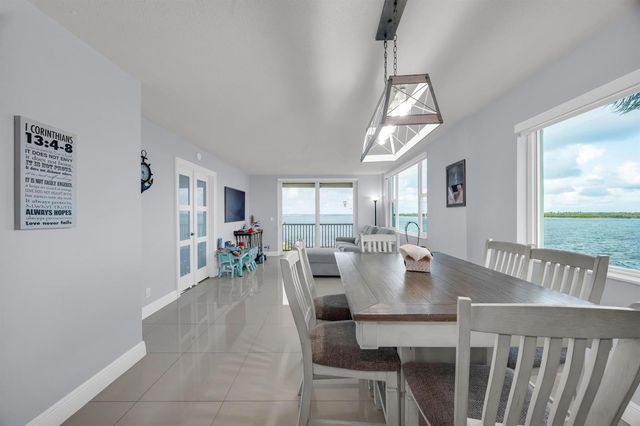 100 Paradise Harbour Boulevard 304, North Palm Beach, FL 33408