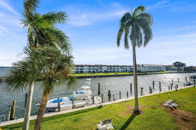 100 Paradise Harbour Boulevard 304, North Palm Beach, FL 33408