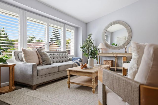 6801 Paseo Del Sol Way, Elk Grove, CA 95758