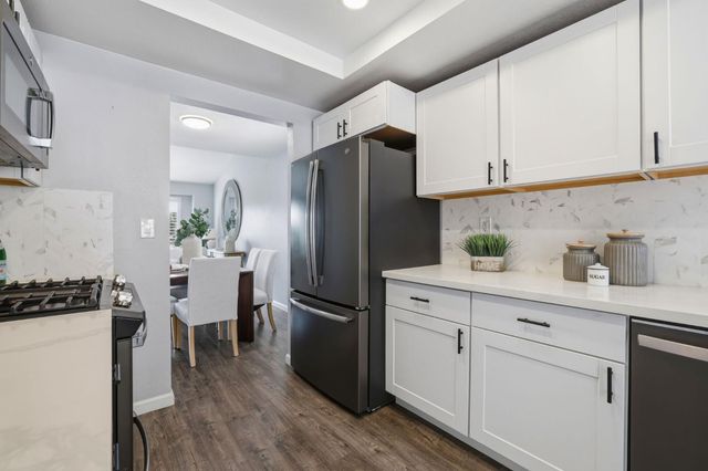 6801 Paseo Del Sol Way, Elk Grove, CA 95758