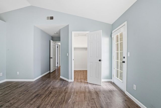 6801 Paseo Del Sol Way, Elk Grove, CA 95758