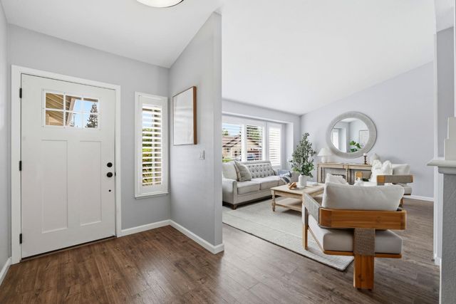 6801 Paseo Del Sol Way, Elk Grove, CA 95758