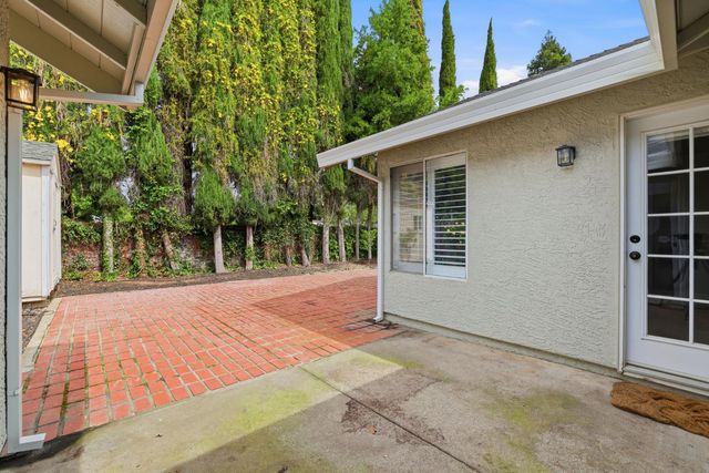 6801 Paseo Del Sol Way, Elk Grove, CA 95758