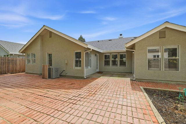 6801 Paseo Del Sol Way, Elk Grove, CA 95758