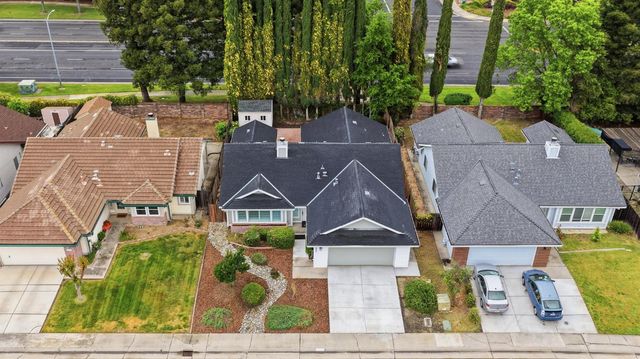 6801 Paseo Del Sol Way, Elk Grove, CA 95758