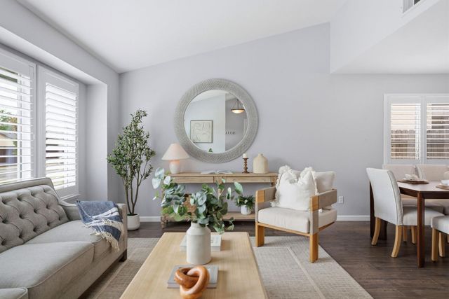 6801 Paseo Del Sol Way, Elk Grove, CA 95758