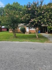 120 Booker Street, Wingate, NC 28112