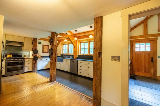 314 Old Mail Road, Tamworth, NH 03886