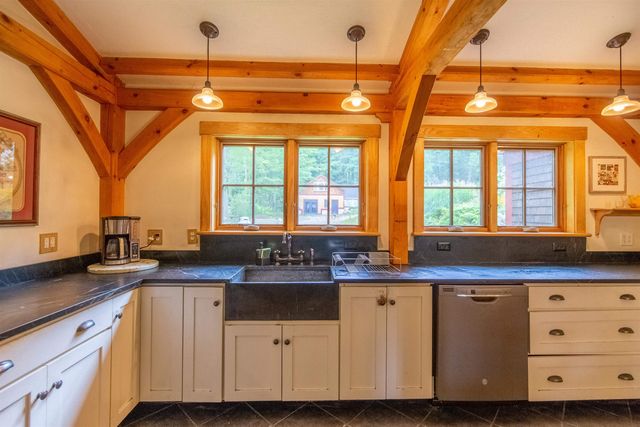 314 Old Mail Road, Tamworth, NH 03886