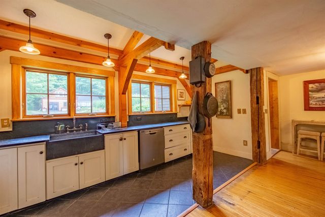 314 Old Mail Road, Tamworth, NH 03886