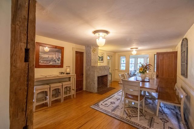 314 Old Mail Road, Tamworth, NH 03886