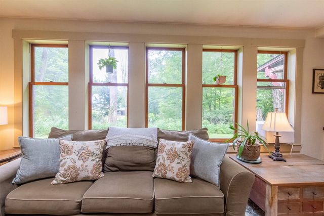 314 Old Mail Road, Tamworth, NH 03886