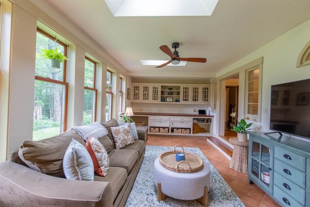 314 Old Mail Road, Tamworth, NH 03886