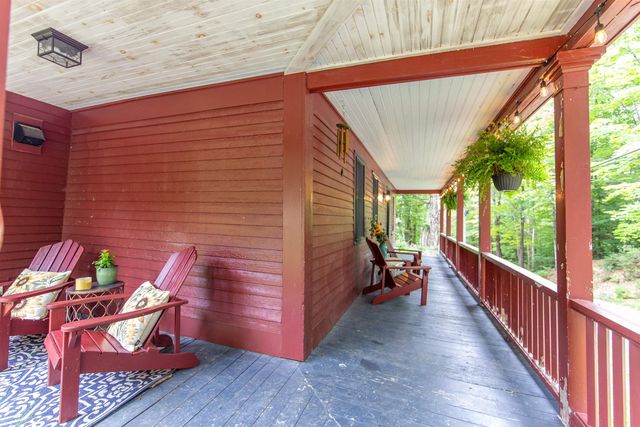 314 Old Mail Road, Tamworth, NH 03886