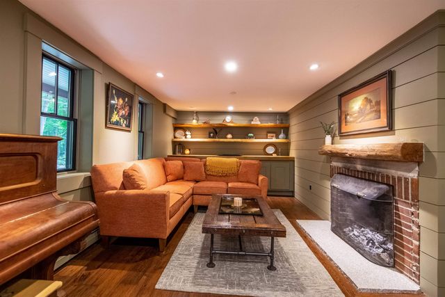 314 Old Mail Road, Tamworth, NH 03886