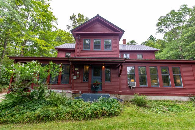 314 Old Mail Road, Tamworth, NH 03886