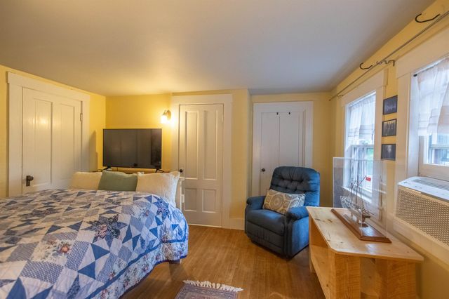 314 Old Mail Road, Tamworth, NH 03886