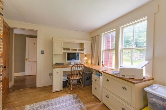 314 Old Mail Road, Tamworth, NH 03886