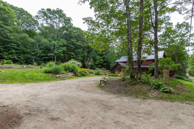 314 Old Mail Road, Tamworth, NH 03886