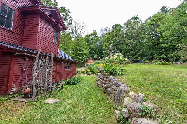 314 Old Mail Road, Tamworth, NH 03886