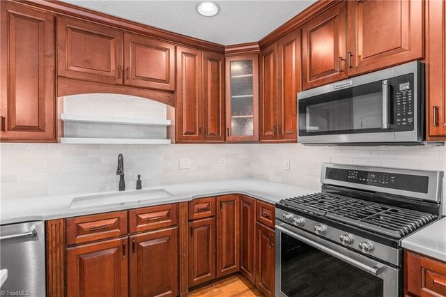203 Naola Court, Archdale, NC 27263