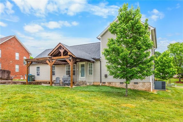 203 Naola Court, Archdale, NC 27263