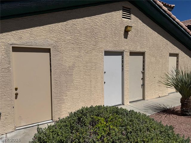 8410 Eldora Avenue 2067, Las Vegas, NV 89117