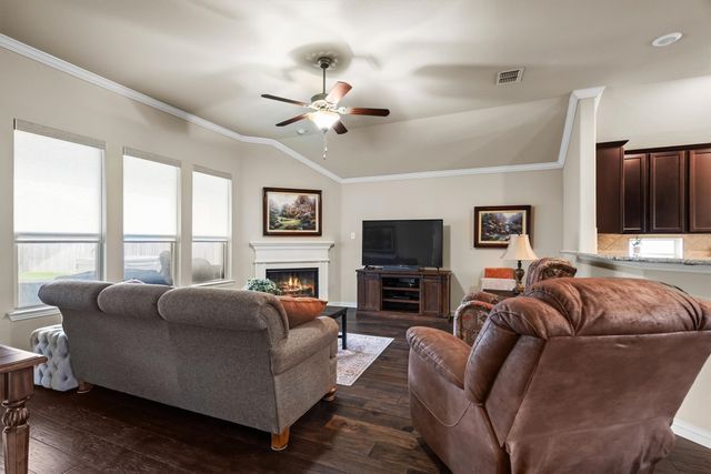 1917 Sapphire Street, Denton, TX 76210
