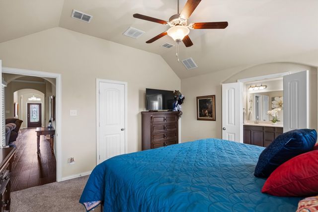 1917 Sapphire Street, Denton, TX 76210
