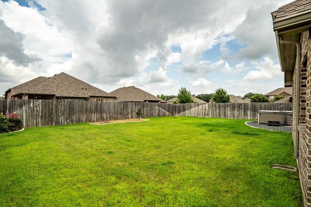 1917 Sapphire Street, Denton, TX 76210