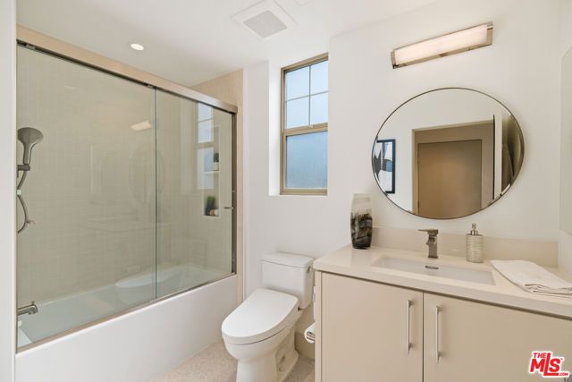 130 S Sepulveda Boulevard 212, Los Angeles, CA 90049