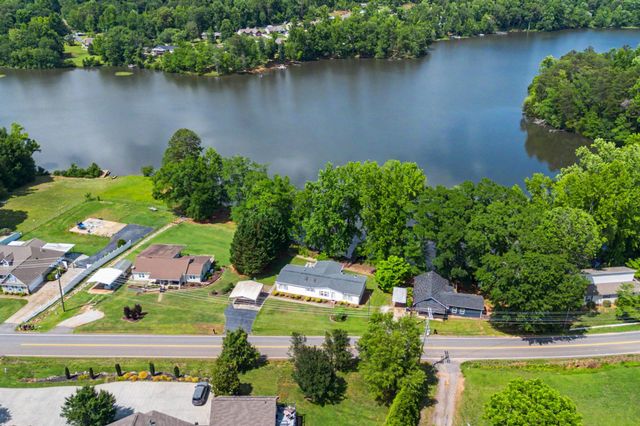1754 Memorial Drive Extension, Greer, SC 29651